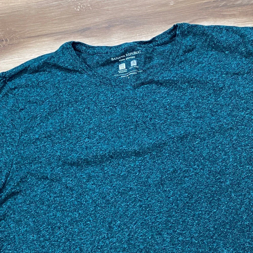 Banana Republic Tech Cotton T-Shirt Mens L Minimalist Heather Teal Performance